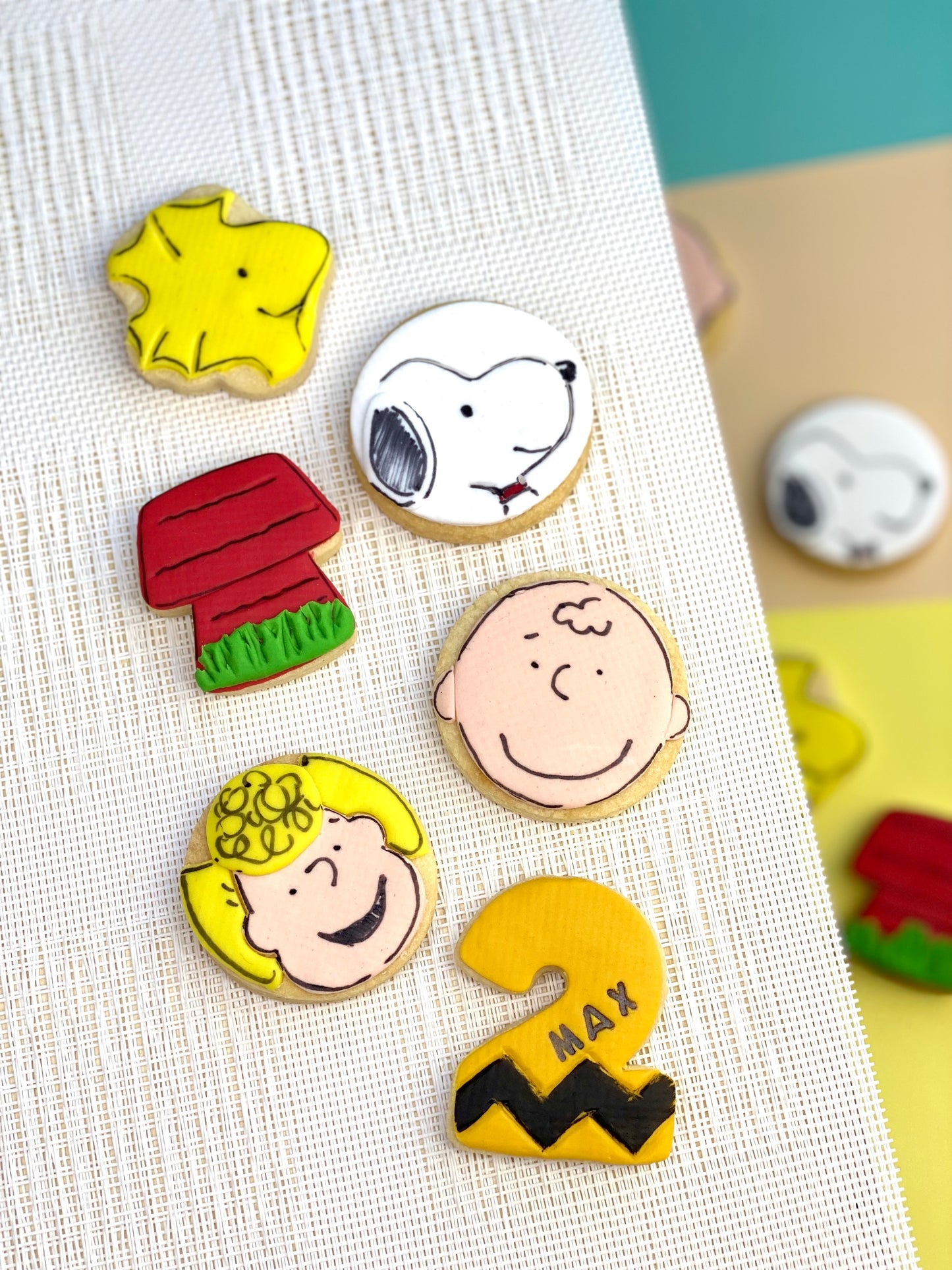 Charlie Brown / Snoopy (Peanuts) Cookies